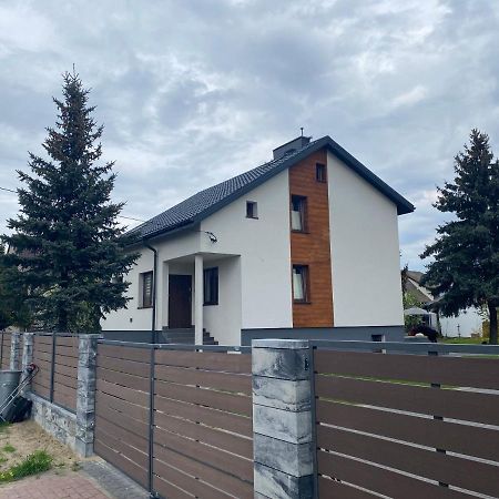 Pokoje Na Jasminowej Villa Пиш Екстериор снимка