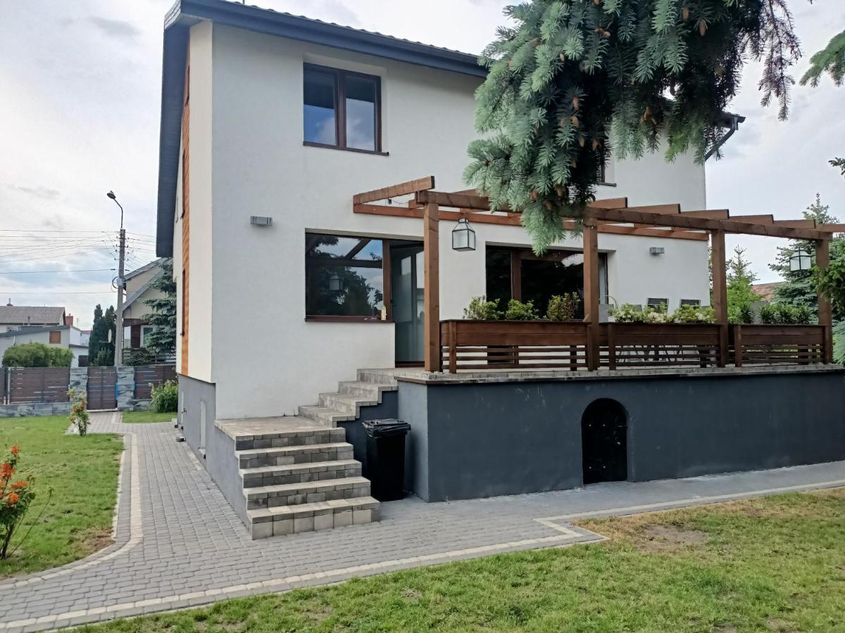 Pokoje Na Jasminowej Villa Пиш Екстериор снимка