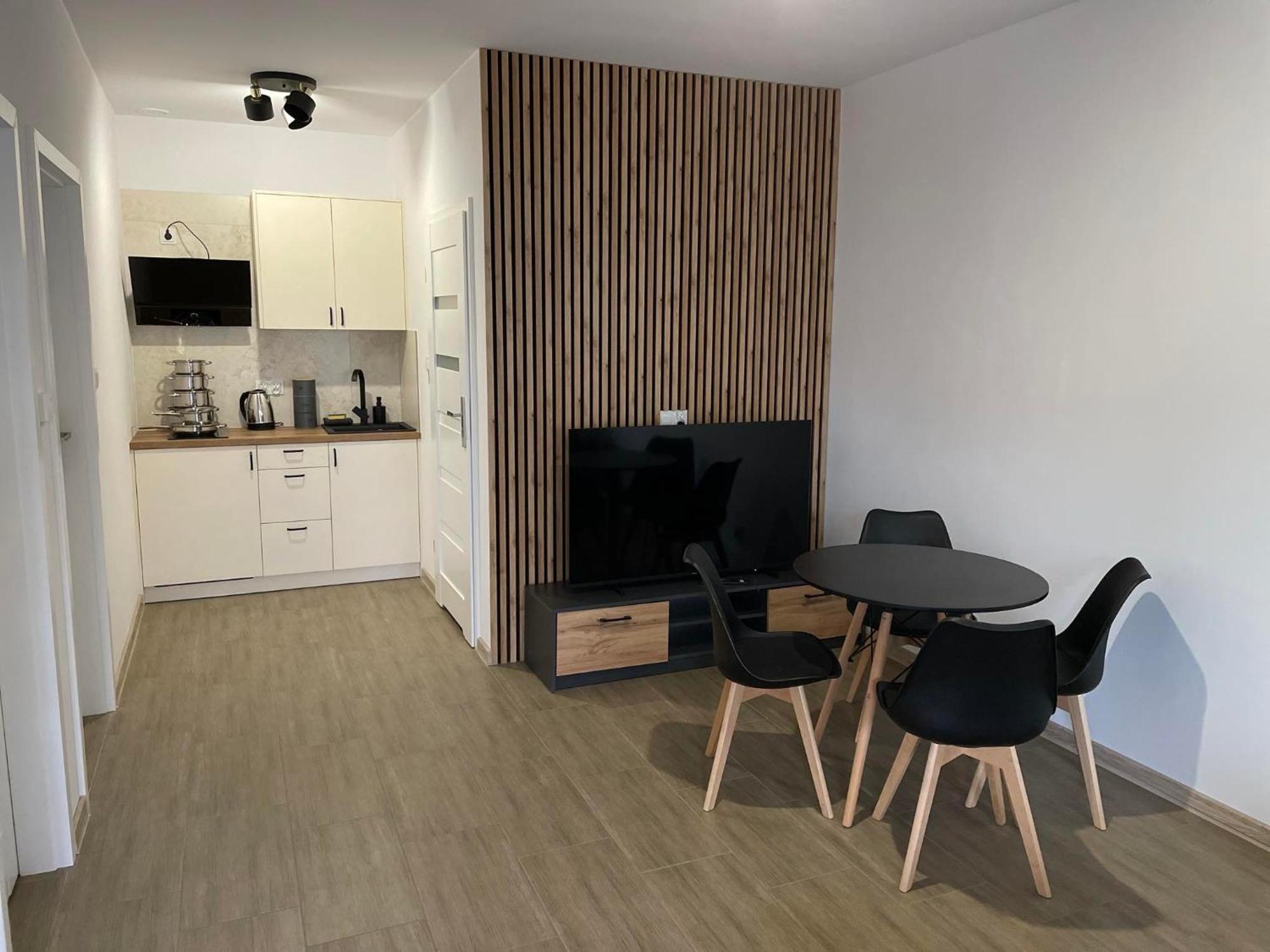 Pokoje Na Jasminowej Villa Пиш Екстериор снимка