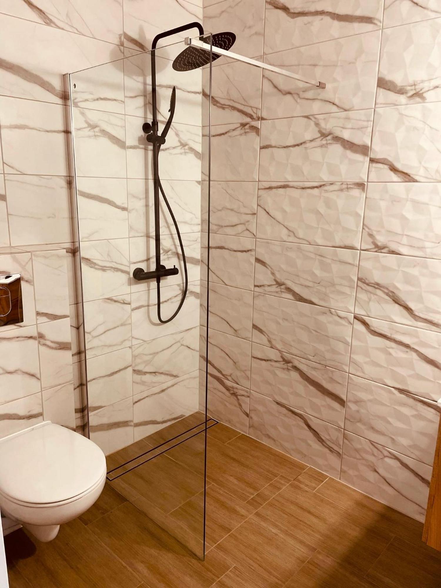 Pokoje Na Jasminowej Villa Пиш Екстериор снимка