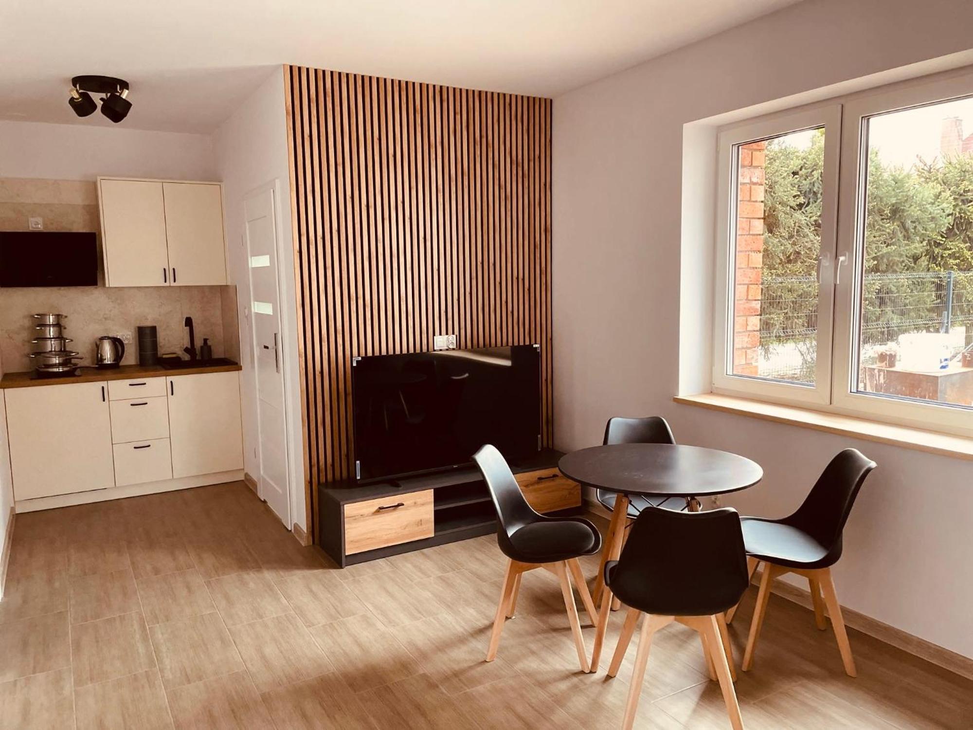 Pokoje Na Jasminowej Villa Пиш Екстериор снимка